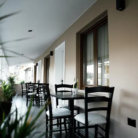 게스트하우스 Castleview Gjirokastër