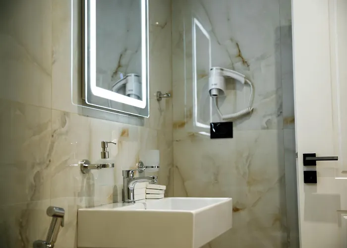 Castleview Gjirokastër